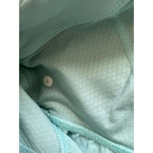 Lululemon Run: Chase Me Tank in Aquamarine Size 4 - Picture 5 of 9